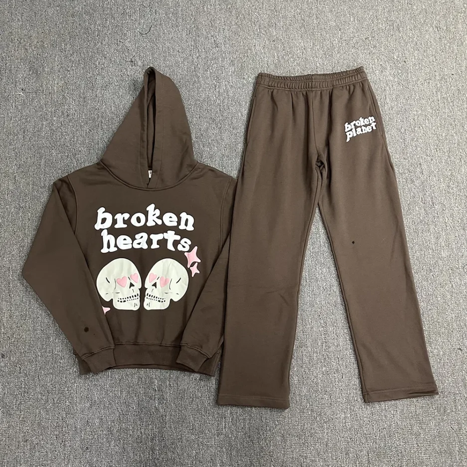 Broken Heart New Tracksuit Brown Broken Planet
